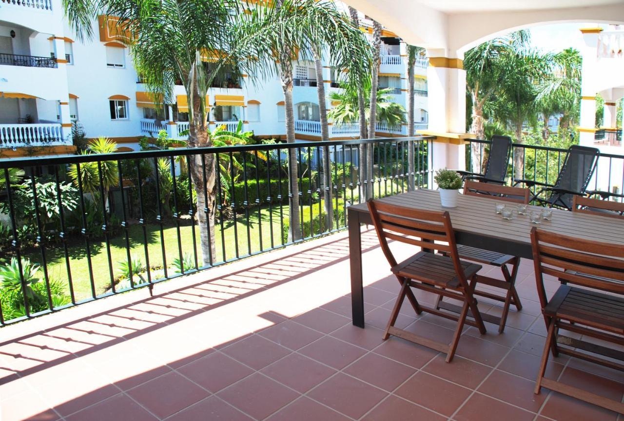 Lovely Puerto Banus Apartment Marbella Exterior photo